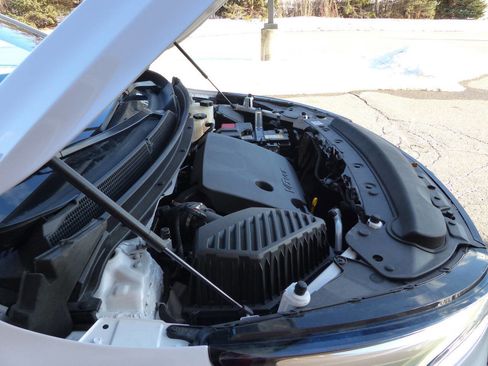 Used 2024 Buick Enclave Premium image 15