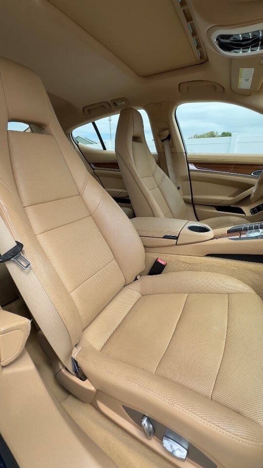 Used 2011 Porsche Panamera 4S AWD/4WD image 14