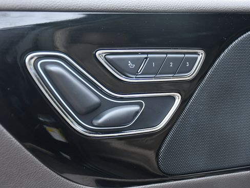 Used 2021 Lincoln Aviator Standard image 16