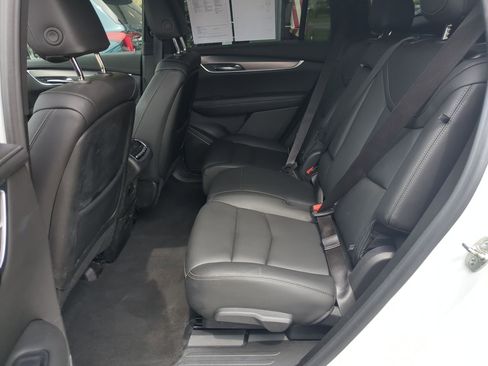 Used 2024 Cadillac XT6 Luxury AWD/4WD image 23