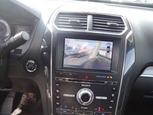 Used 2018 Ford Explorer Sport w/ Equipment Group 401A image 21