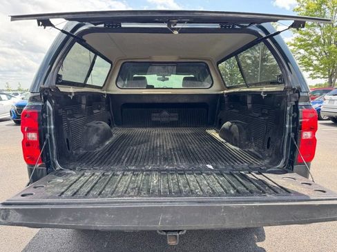 Used 2019 Chevrolet Silverado 1500 LT AWD/4WD image 6