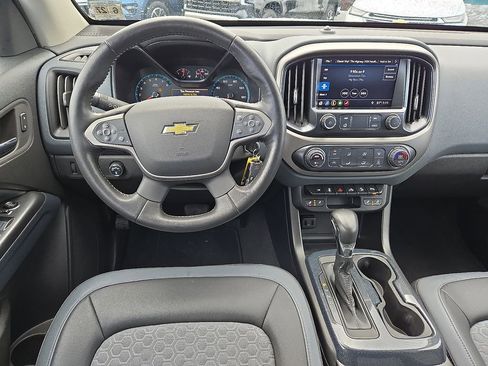 Used 2022 Chevrolet Colorado Z71 image 17