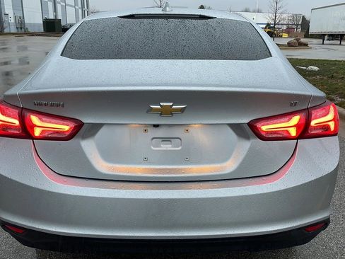 Used 2019 Chevrolet Malibu LT FWD image 7