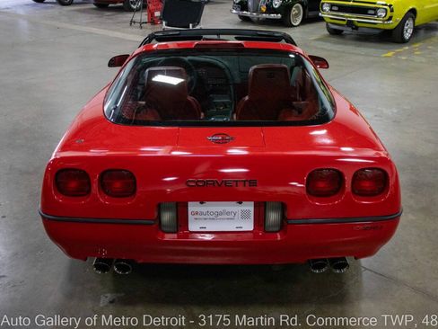 Used 1990 Chevrolet Corvette ZR-1 RWD image 6