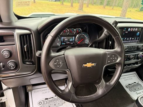 Used 2018 Chevrolet Silverado 1500 LT w/ All Star Edition AWD/4WD image 13