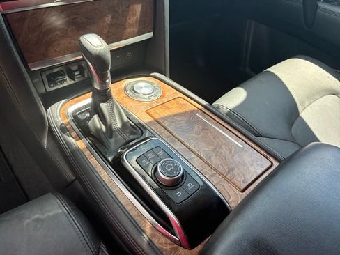 Used 2021 Nissan Armada SL w/ Captain's Chairs Package RWD image 27