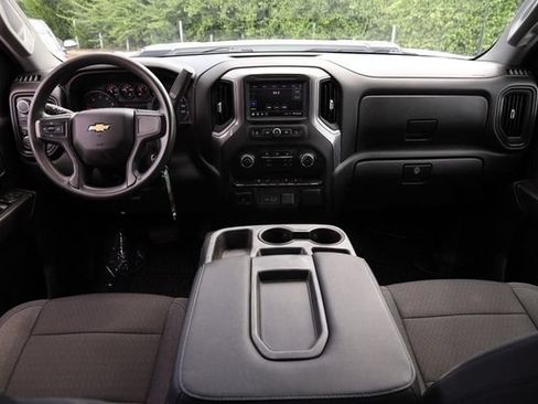 Used 2022 Chevrolet Silverado 2500 Custom w/ Custom Value Package AWD/4WD image 19