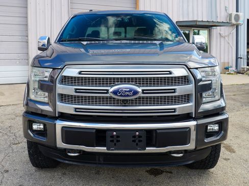 Used 2015 Ford F150 Platinum w/ Equipment Group 701A Luxury image 10