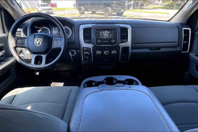 Used 2019 RAM 1500 Classic SLT AWD/4WD image 11