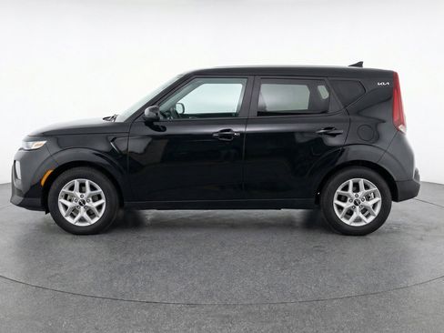 Used 2025 Kia Soul LX w/ LX Technology Package FWD image 5