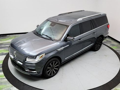 Used 2021 Lincoln Navigator L Reserve w/ Luxury Package image 35