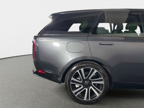 Used 2023 Land Rover Range Rover SE AWD/4WD image 19