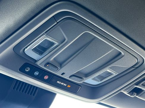 Used 2022 Chevrolet Silverado 1500 RST image 24