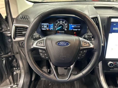 Used 2024 Ford Edge SEL w/ Convenience Package image 16
