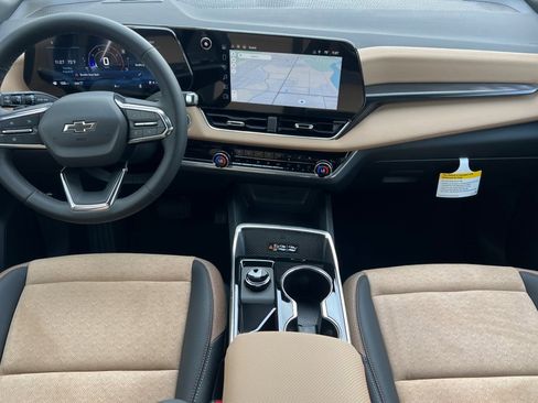 New 2026 Chevrolet Equinox ACTIV w/ Convenience Package III image 10