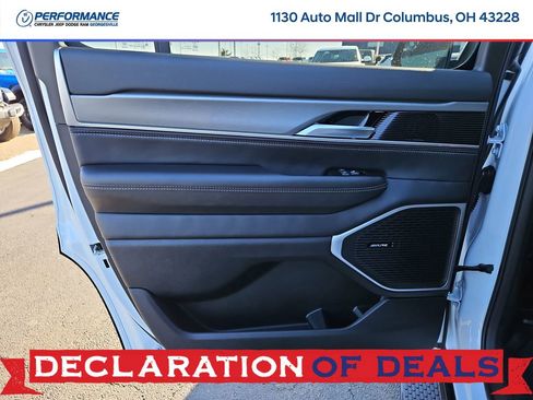 New 2026 Jeep Grand Wagoneer Limited AWD/4WD image 15