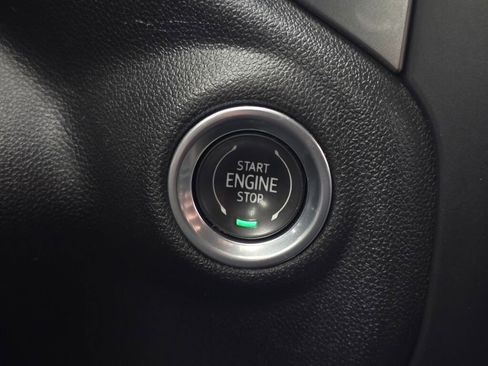 Used 2022 Chevrolet Silverado 2500 LT w/ Convenience Package image 27