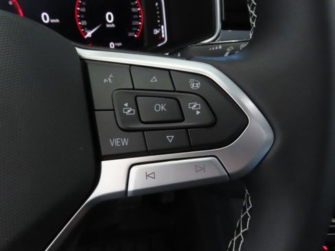 New 2026 Volkswagen Taos SEL AWD/4WD image 15