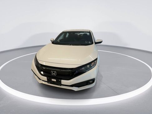 Used 2020 Honda Civic Sport image 2
