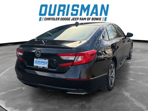 Used 2018 Honda Accord EX image 6