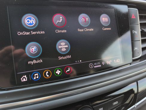 Used 2024 Buick Enclave Essence w/ Experience Buick Package FWD image 36