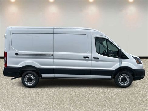 New 2025 Ford Transit 250 148 Medium Roof image 4