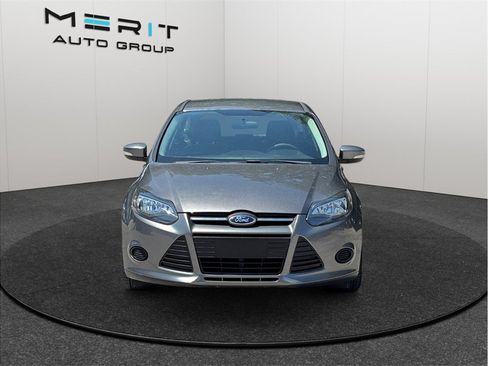 Used 2014 Ford Focus SE FWD image 3