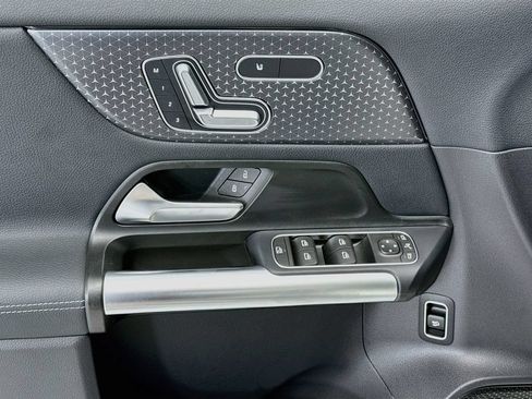 Certified 2026 Mercedes-Benz GLA 250 image 21