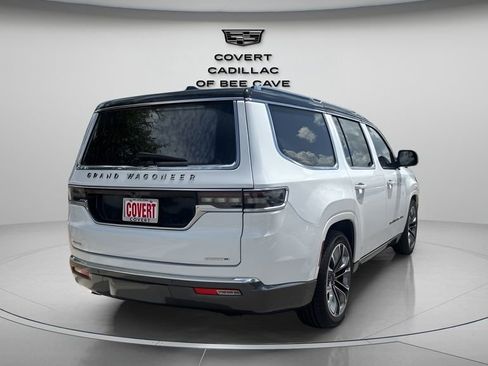 Used 2022 Jeep Grand Wagoneer Series III w/ Rear Seat Video Group 1 image 8