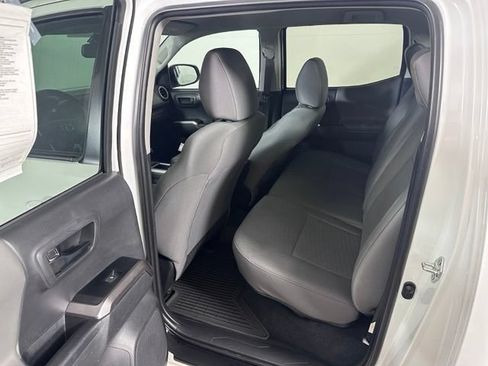 Used 2023 Toyota Tacoma SR5 AWD/4WD image 14