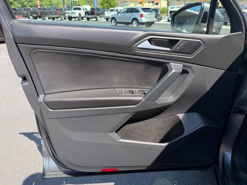 Used 2020 Volkswagen Tiguan S AWD/4WD image 8