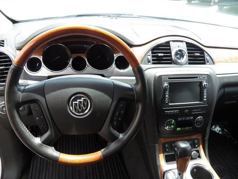 Used 2011 Buick Enclave CXL w/ Trailering Provision Package FWD image 16