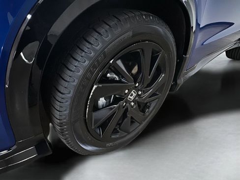 Used 2021 Honda HR-V Sport image 4