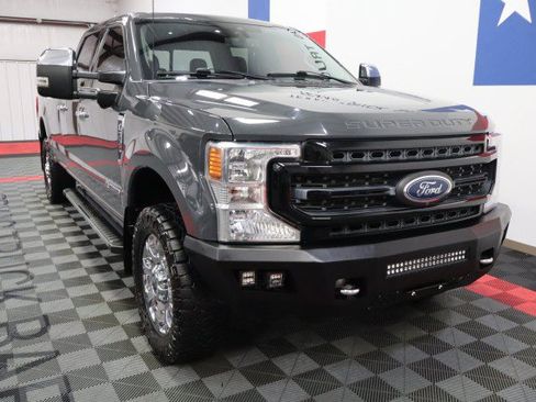 Used 2021 Ford F350 Lariat w/ Lariat Ultimate Package AWD/4WD image 21