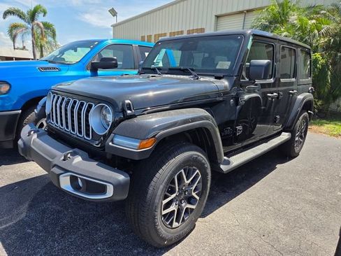 New 2026 Jeep Wrangler Unlimited Sahara AWD/4WD image 3