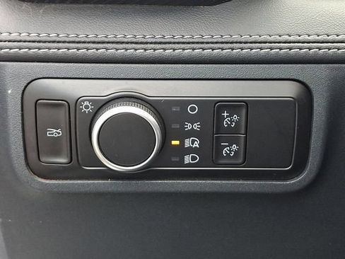 Used 2025 Ford Mustang Premium RWD image 8