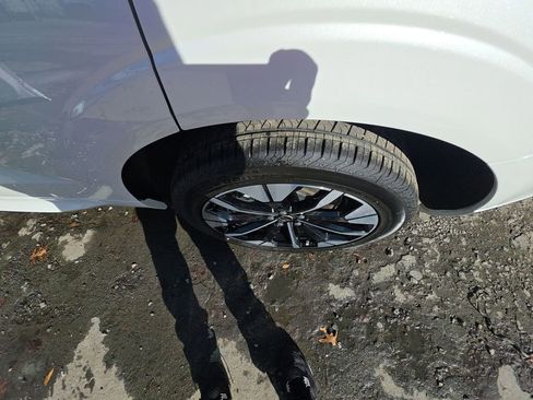 New 2026 Volvo XC60 B5 Ultra w/ Protection Package Premier image 44