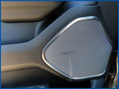 New 2026 RAM 1500 Laramie AWD/4WD image 13