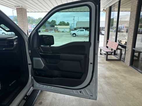 Used 2024 Ford F150 Platinum w/ Equipment Group 702A High AWD/4WD image 25