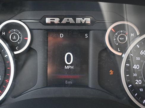 New 2026 RAM 2500 Tradesman AWD/4WD image 9
