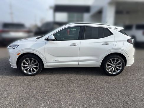 Used 2024 Buick Encore GX Avenir w/ Avenir Convenience Package AWD/4WD image 2