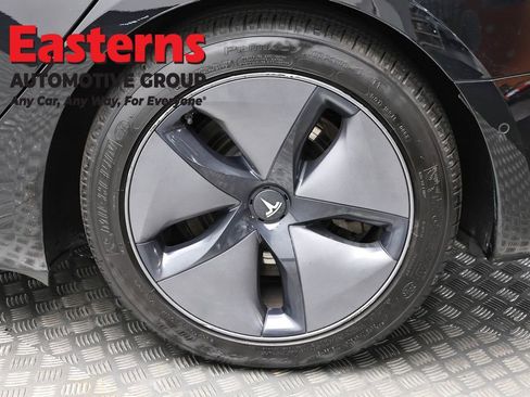 Used 2018 Tesla Model 3 Long Range image 8