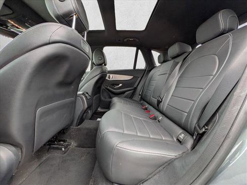 Used 2019 Mercedes-Benz GLC 300 4MATIC image 16