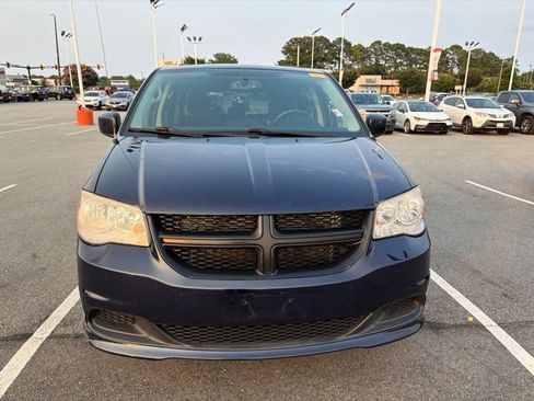 Used 2015 Dodge Grand Caravan SXT w/ UConnect Hands-Free Group FWD image 7