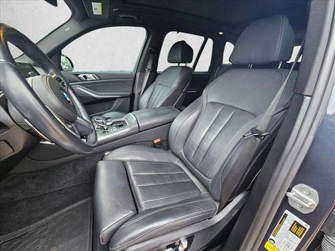 Used 2022 BMW X5 sDrive40i w/ M Sport Package image 11
