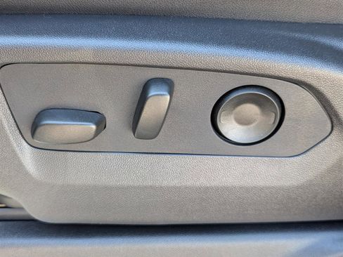 New 2026 Chevrolet Silverado 1500 LT w/ Leather Package image 15