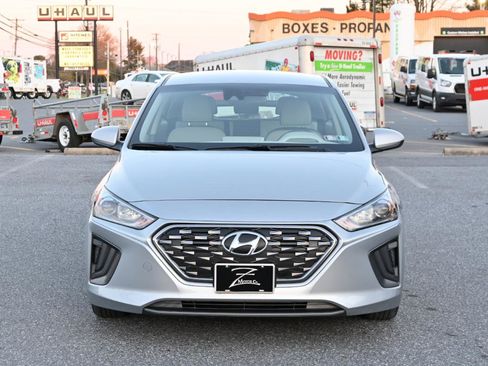 Used 2020 Hyundai Ioniq Blue FWD image 5