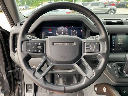 Used 2024 Land Rover Defender 110 X-Dynamic SE AWD/4WD image 13