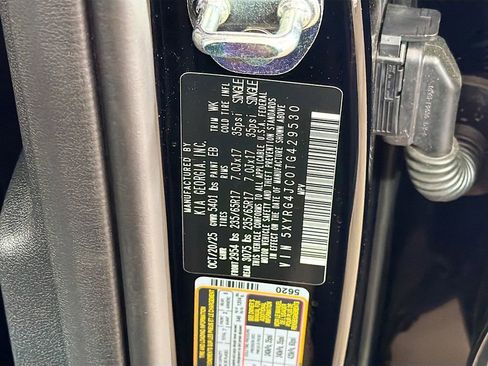 New 2026 Kia Sorento LX FWD image 33